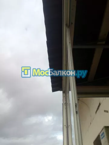 Крыша на балконе в Пушкино монтаж и ремонт по выгодной цене от МосБалкон