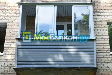 Остекление лоджий под ключ по выгодной цене в Пушкино – застеклить лоджию и балкон в МосБалкон