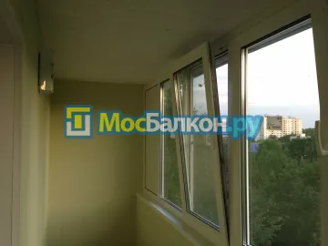 Отделка балкона и лоджии пластиковыми ПВХ панелями в Пушкино от компании МосБалкон