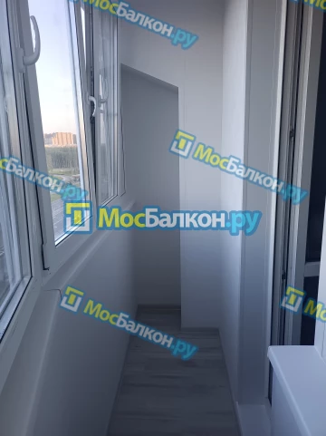 Отделка балкона и лоджии пластиковыми ПВХ панелями в Пушкино от компании МосБалкон