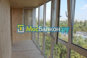 Отделка балкона и лоджии пластиковыми ПВХ панелями в Пушкино от компании МосБалкон