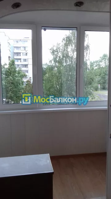 Пластиковое остекление балконов под ключ по доступным ценам в Пушкино | МосБалкон