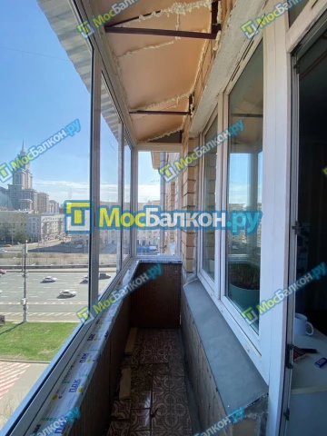 Крыша на балконе в Пушкино монтаж и ремонт по выгодной цене от МосБалкон