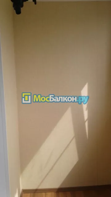 Отделка балкона и лоджии пластиковыми ПВХ панелями в Пушкино от компании МосБалкон
