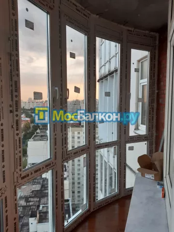Панорамное остекление заказать под ключ по выгодной цене в Пушкино от компании МосБалкон