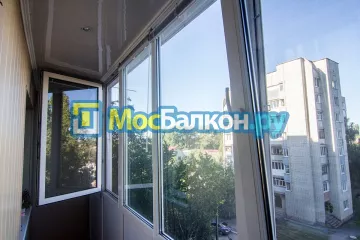 Французское остекление балконов и лоджий под ключ по доступным ценам в Пушкино | МосБалкон